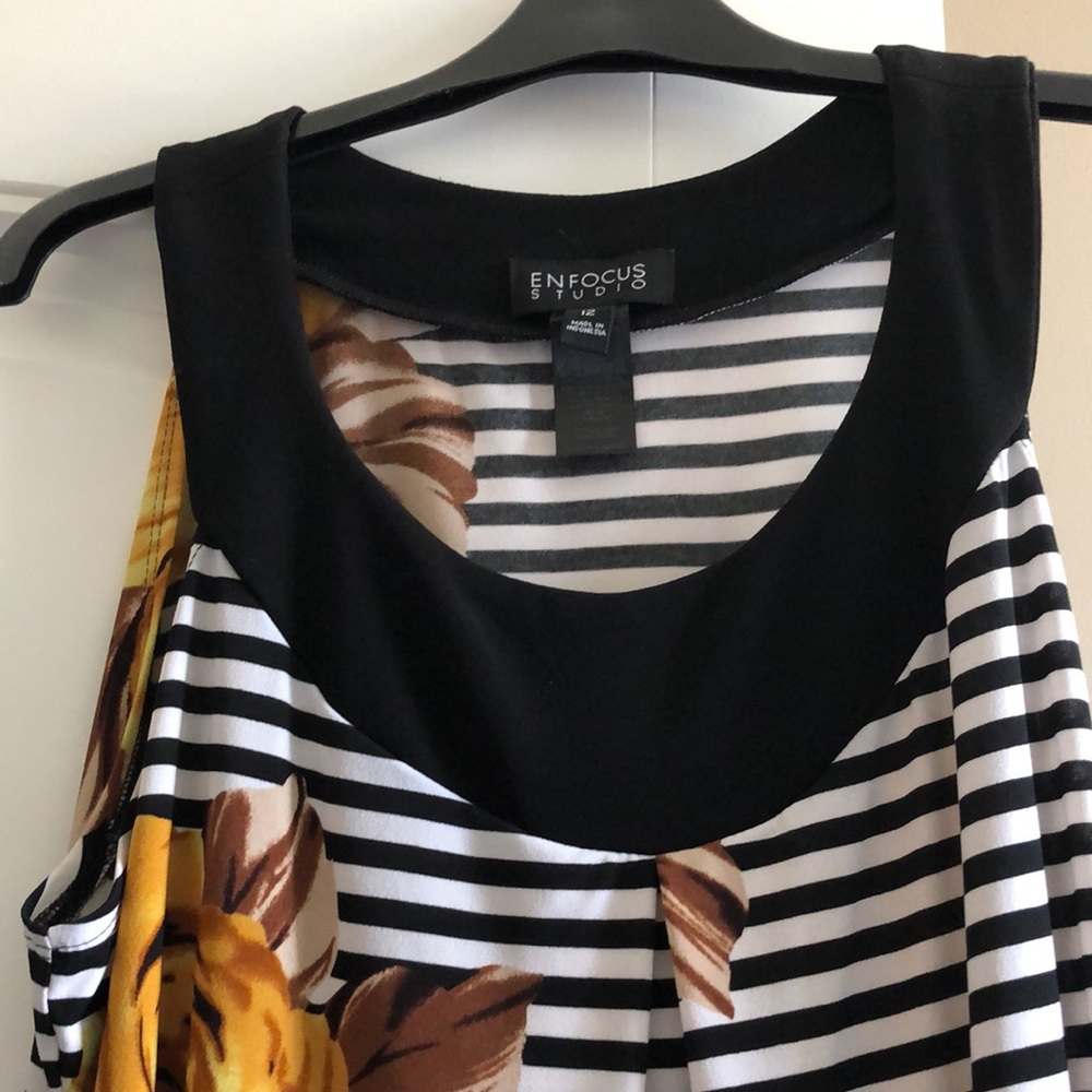 Enfocus Studio Dress - Picture 2 of 6
